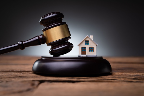 https://www.emargence.fr/wp-content/uploads/2024/09/Shutterstock_indemnisationlocataireexpropriation-1.jpg