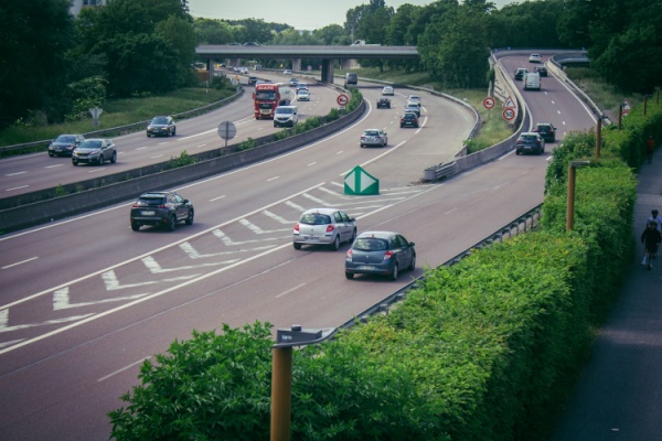 https://www.emargence.fr/wp-content/uploads/2025/07/Shutterstock_taxeconcessionnaireautoroute-2.jpg