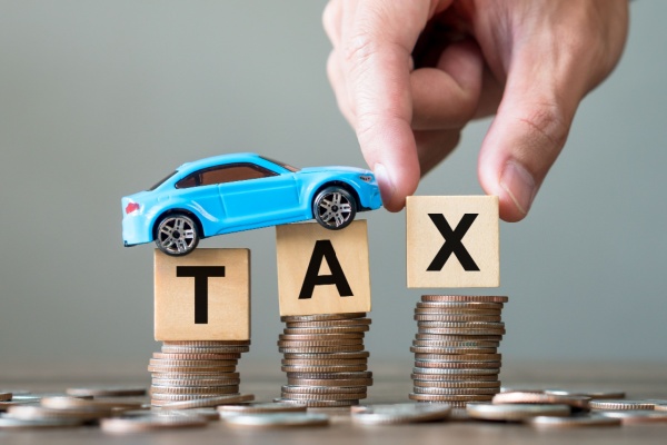 https://www.emargence.fr/wp-content/uploads/2025/08/Shutterstock_malusautomobile-2.jpg