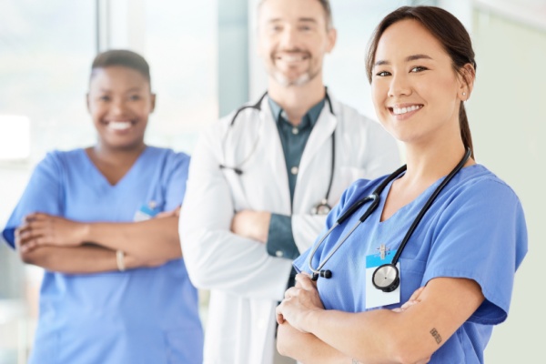 https://www.emargence.fr/wp-content/uploads/2025/12/Shutterstock_professionnelssante.jpg