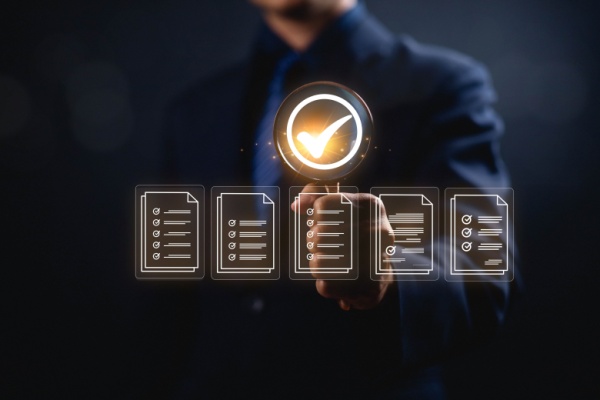 https://www.emargence.fr/wp-content/uploads/2025/12/Shutterstock_telecontroleameli.jpg