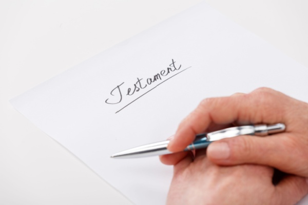 https://www.emargence.fr/wp-content/uploads/2026/01/Shutterstock_notairetransmissiontariftestamentpareemple-2.jpg