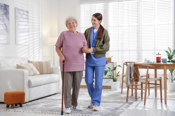 https://www.emargence.fr/wp-content/uploads/2026/01/Shutterstock_prestationsaidedomicile.jpg