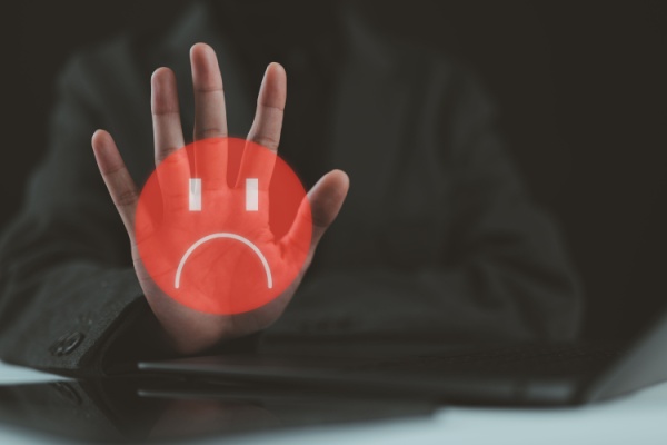 https://www.emargence.fr/wp-content/uploads/2026/02/Shutterstock_sanctionproduit.jpg