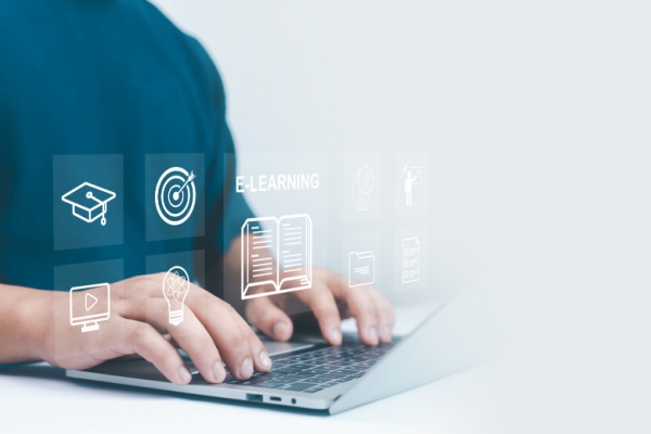 https://www.emargence.fr/wp-content/uploads/2026/03/Shutterstock_cpfplafond.jpg