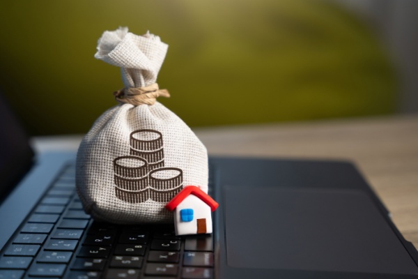 https://www.emargence.fr/wp-content/uploads/2026/03/Shutterstock_logementssociaux-1.jpg
