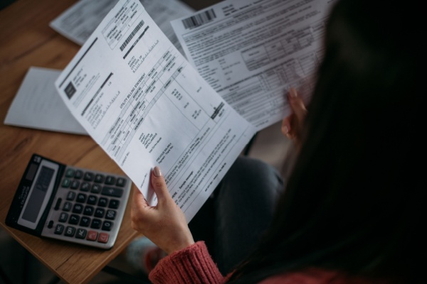 https://www.emargence.fr/wp-content/uploads/2026/03/Shutterstock_saisiesalaire.jpg