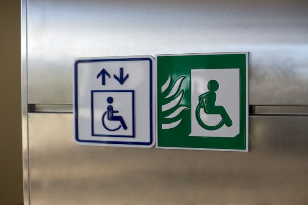 https://www.emargence.fr/wp-content/uploads/2026/04/Shutterstock_arretesecuriteincendieerp.jpg