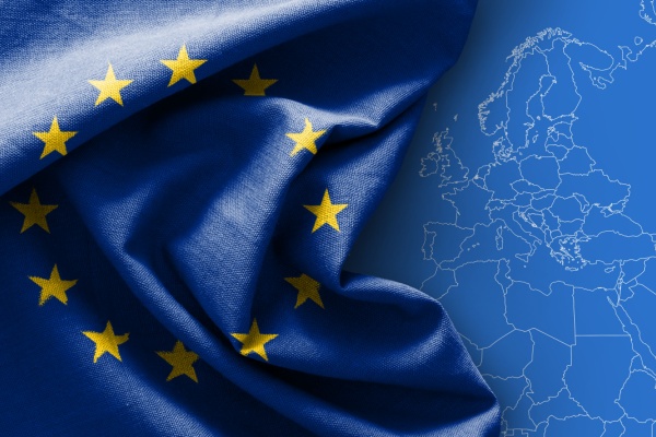 https://www.emargence.fr/wp-content/uploads/2026/04/Shutterstock_carte20bleue20europeenne.jpg