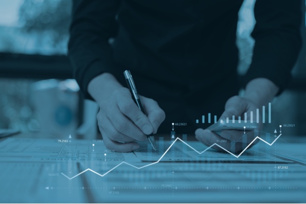https://www.emargence.fr/wp-content/uploads/2026/04/Shutterstock_conformitetaxe.jpg