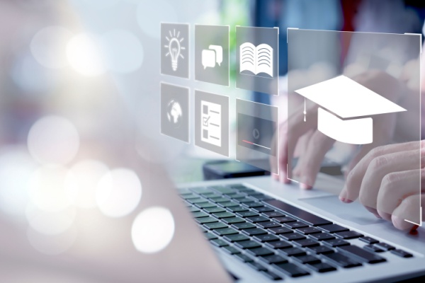 https://www.emargence.fr/wp-content/uploads/2026/04/Shutterstock_contributiondialoguesocial.jpg