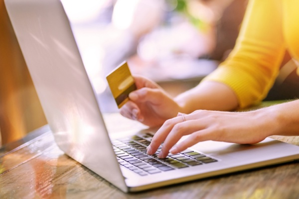 https://www.emargence.fr/wp-content/uploads/2026/05/Shutterstock_paiementdemarterialiseimpots.jpg