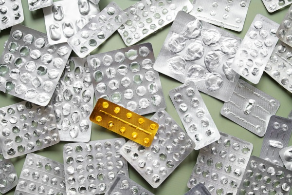 https://www.emargence.fr/wp-content/uploads/2026/06/Shutterstock_penuriesmedicamentsregles.jpg