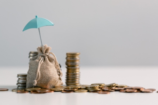 https://www.emargence.fr/wp-content/uploads/2026/06/Shutterstock_retaitesupplementaire.jpg
