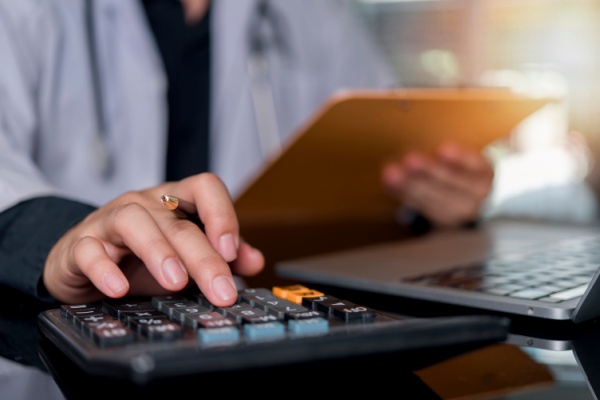 https://www.emargence.fr/wp-content/uploads/2026/06/Shutterstock_sasutraitementsocial.jpg