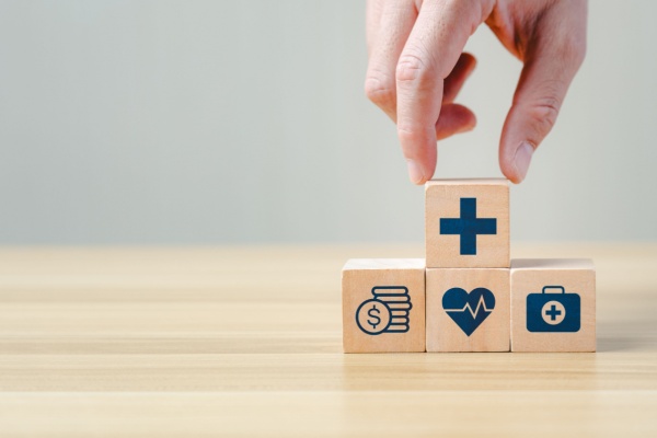 https://www.emargence.fr/wp-content/uploads/2026/06/Shutterstock_travailleurindependant.jpg