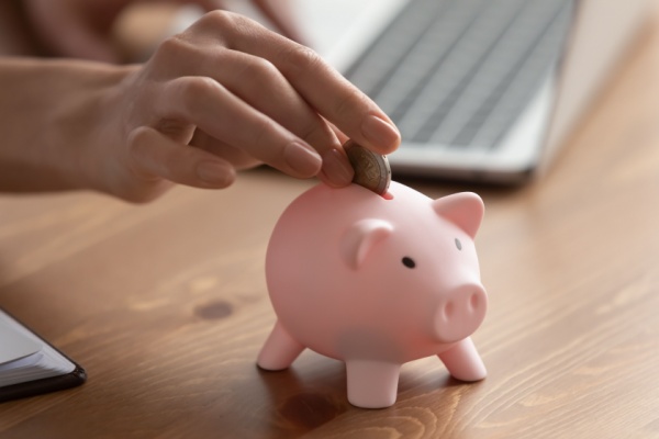https://www.emargence.fr/wp-content/uploads/2026/07/Shutterstock_cotisationssociales_8.jpg