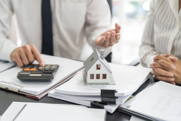 https://www.emargence.fr/wp-content/uploads/2026/07/Shutterstock_loyeroutremerloyerloyerindicetrimestriel.jpg