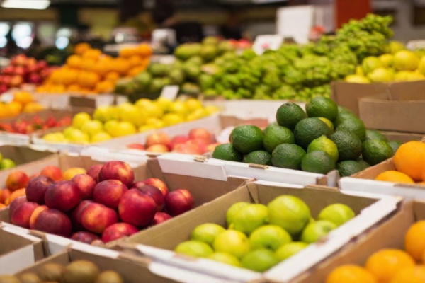 https://www.emargence.fr/wp-content/uploads/2026/07/Shutterstock_martiniquefruitsetlegumespanierindice.jpg