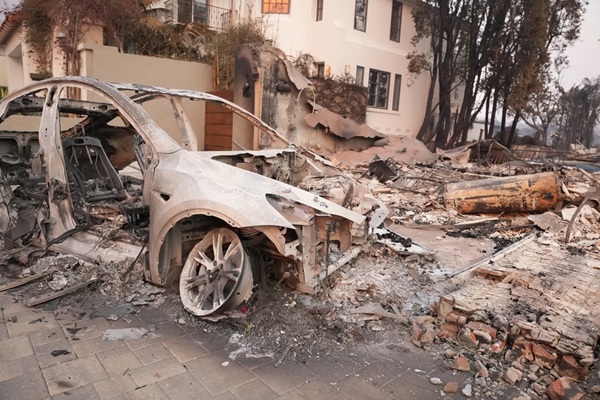 https://www.emargence.fr/wp-content/uploads/2026/08/shutterstock_incendieaidesfiscales.jpg