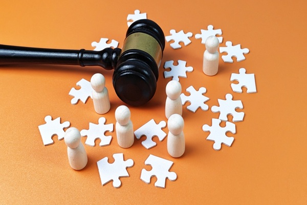 https://www.emargence.fr/wp-content/uploads/2026/09/shutterstock_RPactionsgroupe.jpg