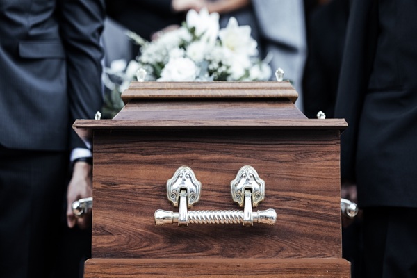 https://www.emargence.fr/wp-content/uploads/2026/09/shutterstock_entreprisesfuneraires.jpg