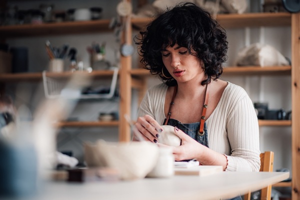 https://www.emargence.fr/wp-content/uploads/2026/09/shutterstock_nomenclatureartisant.jpg