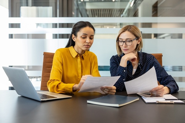 https://www.emargence.fr/wp-content/uploads/2026/09/shutterstock_prisechargeapprentissage.jpg