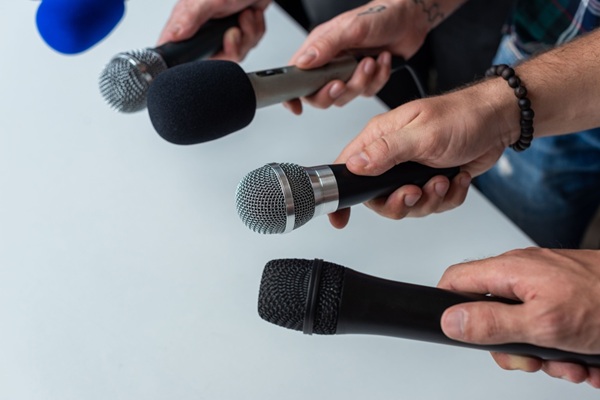 https://www.emargence.fr/wp-content/uploads/2026/10/shutterstock_FEintermediairepresse.jpg