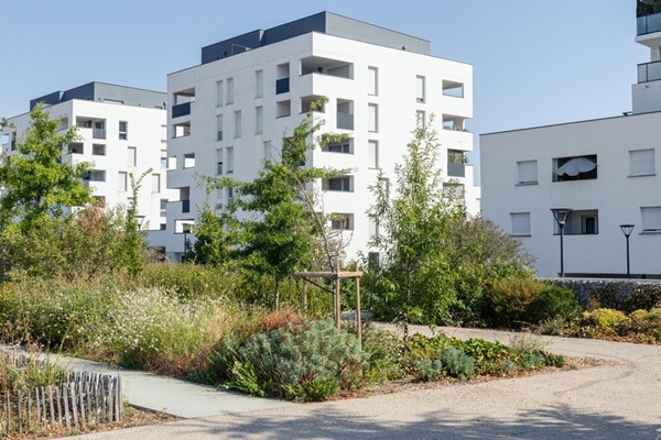 https://www.emargence.fr/wp-content/uploads/2026/10/shutterstock_RIinvestissement.jpg